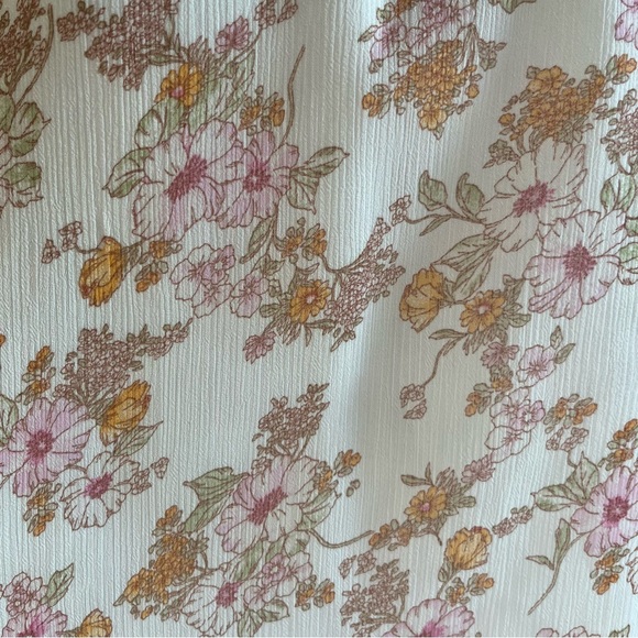 VICI Long Sleeve Cream and Pink Vintage floral blouse - Picture 4 of 6